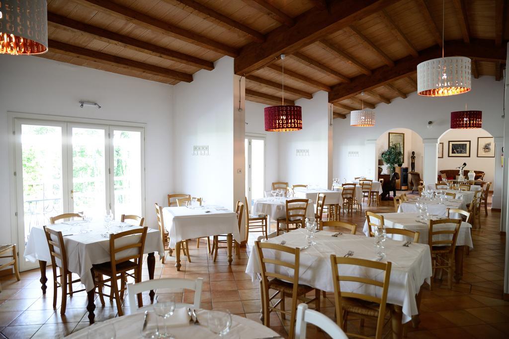 Agriturismo Al Colle แบร์ตินอโร ภายนอก รูปภาพ